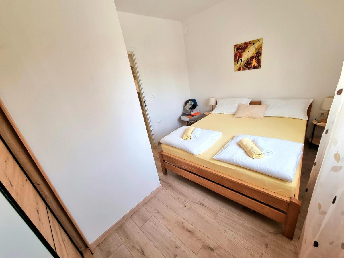 Julia Appartement Biograd Na Moru Buitenkant foto