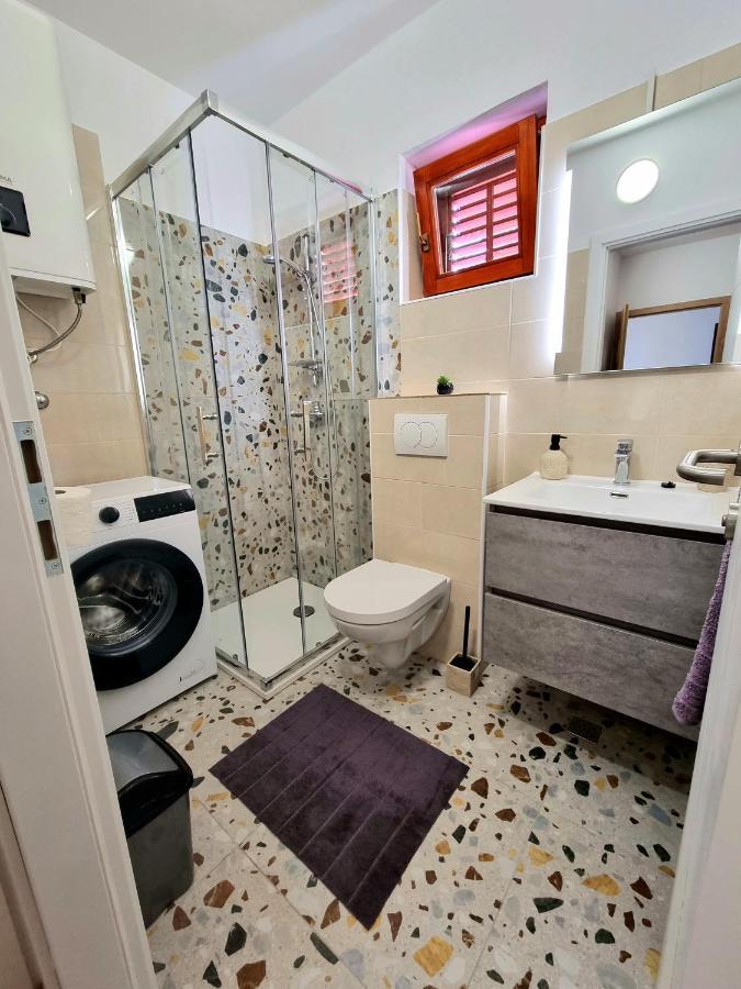 Julia Appartement Biograd Na Moru Buitenkant foto